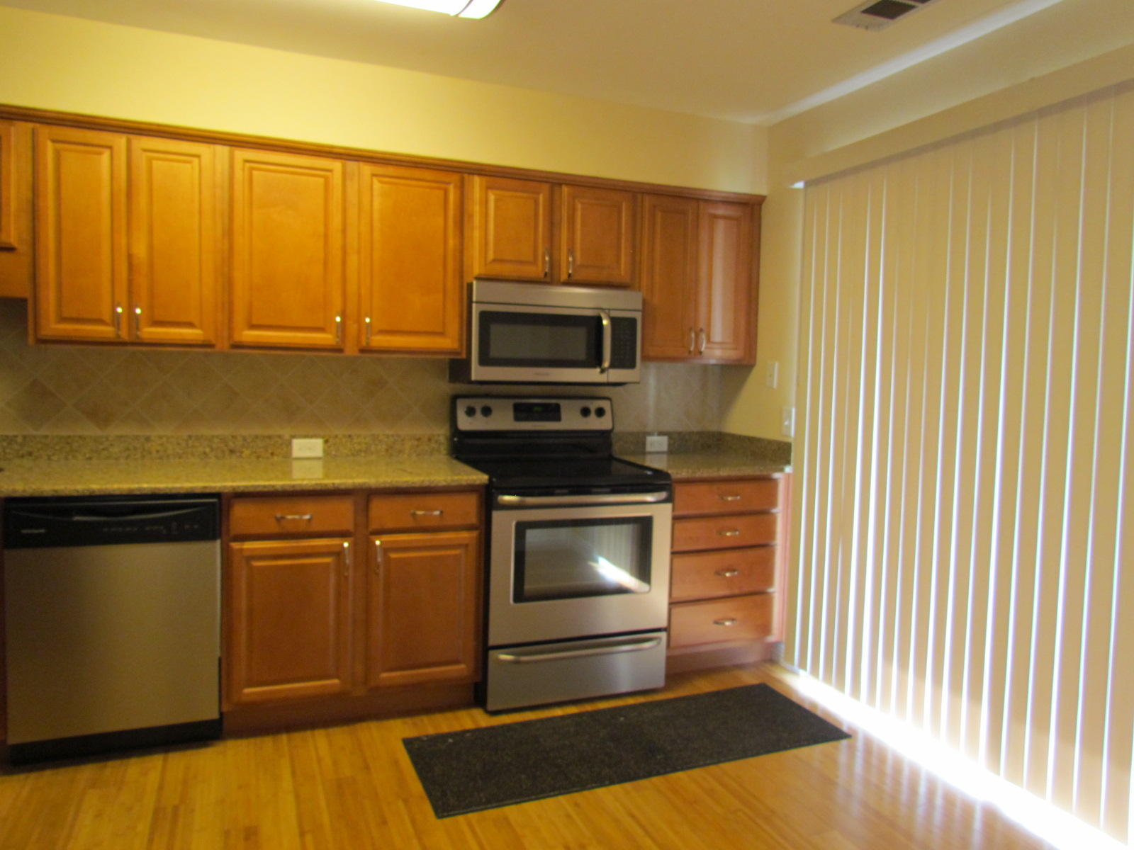 ROYAL OAK VILLAGE - Residential Lease