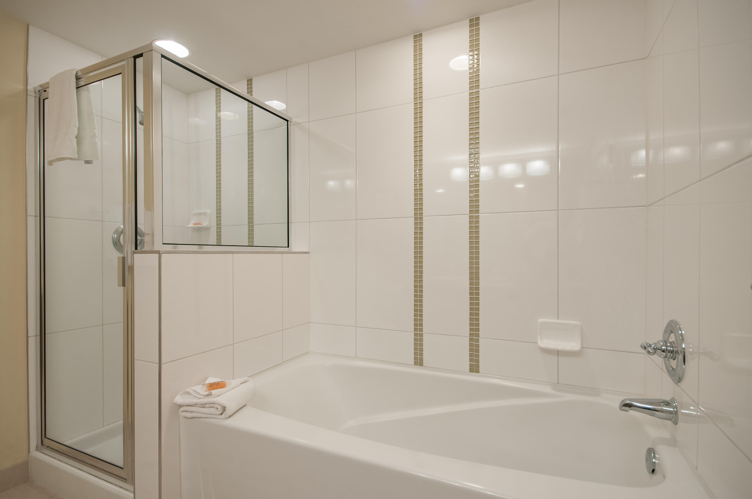 BAHIA CONDO - Residential