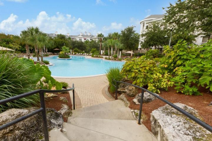 BAHIA CONDO - Residential