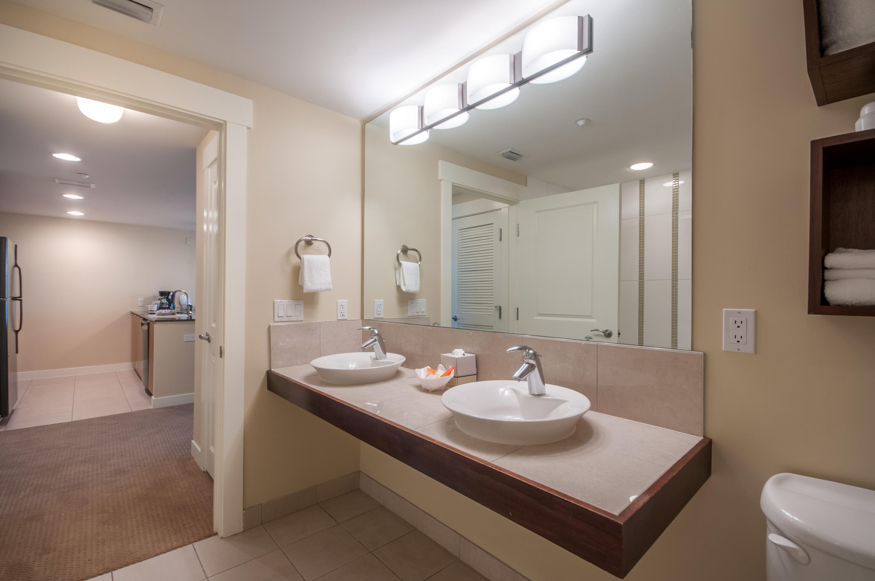 BAHIA CONDO - Residential