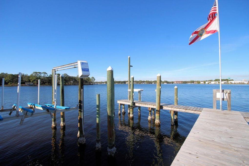 CAPTIVA COVE - Residential