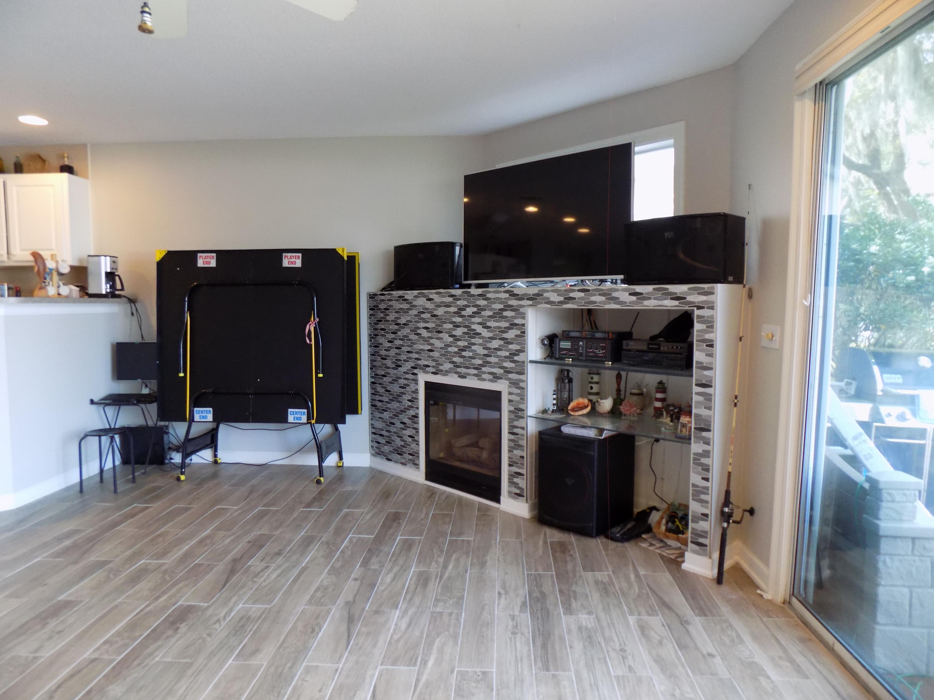 CAPTIVA COVE - Residential