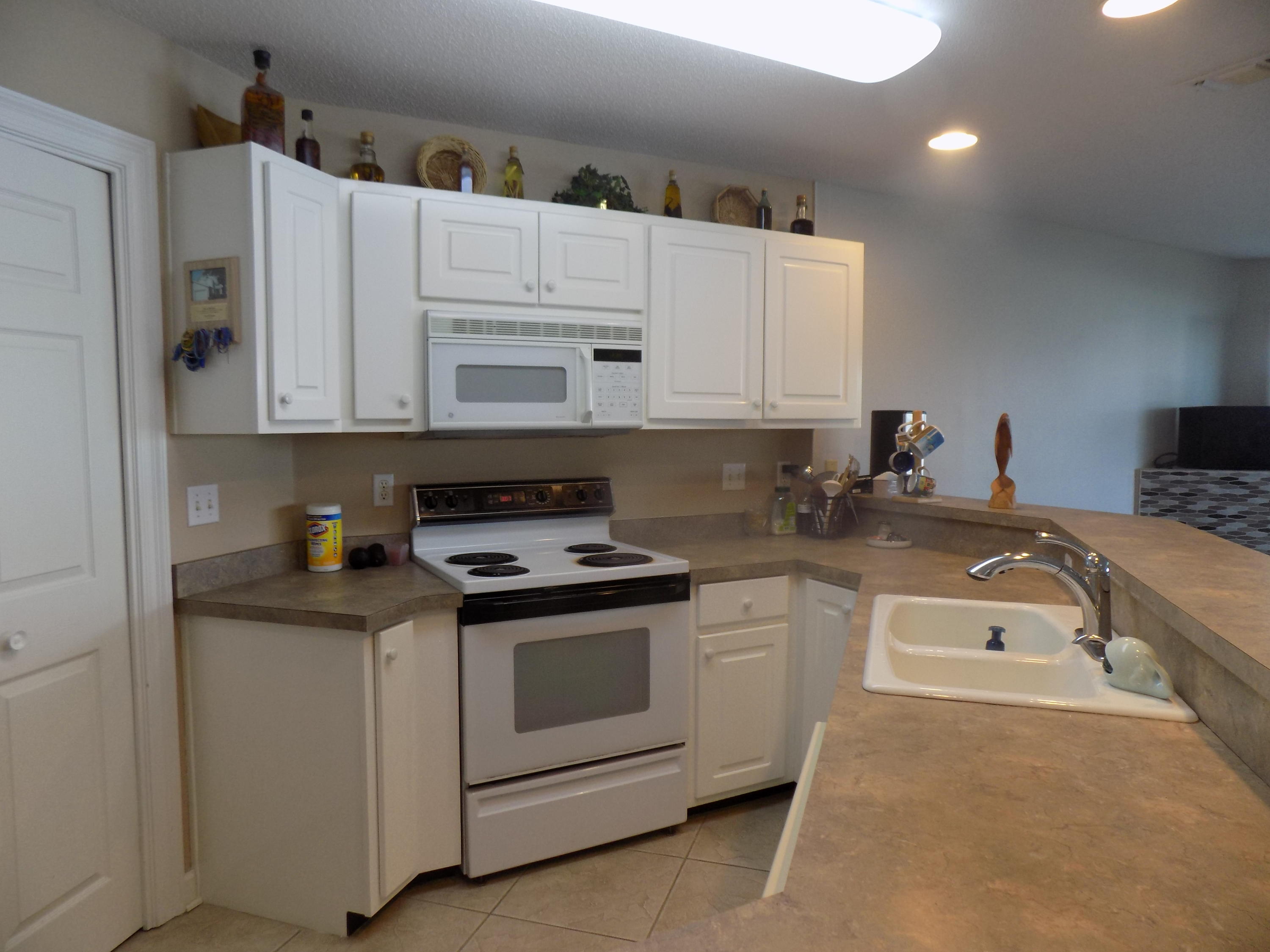 CAPTIVA COVE - Residential