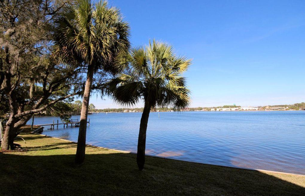 CAPTIVA COVE - Residential