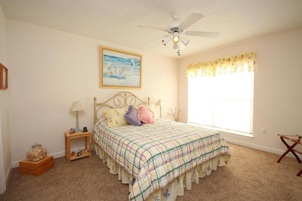 CAPTIVA COVE - Residential