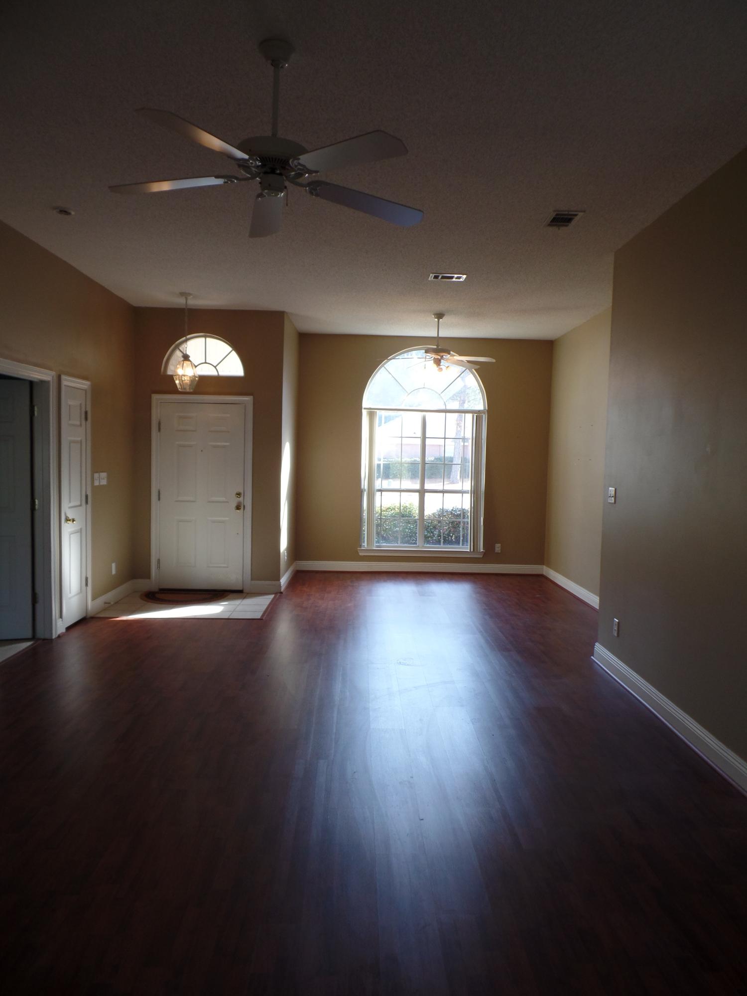 INDIAN WOODS - Residential