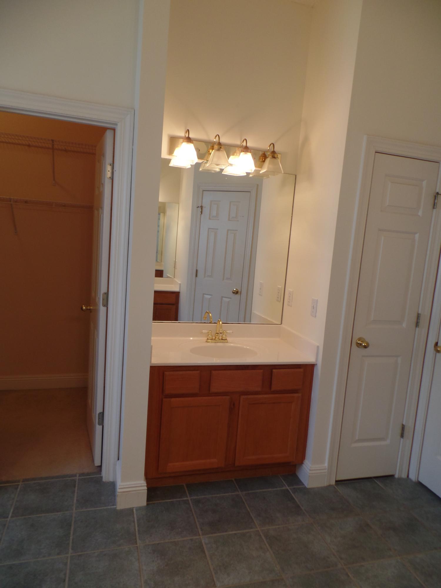 INDIAN WOODS - Residential