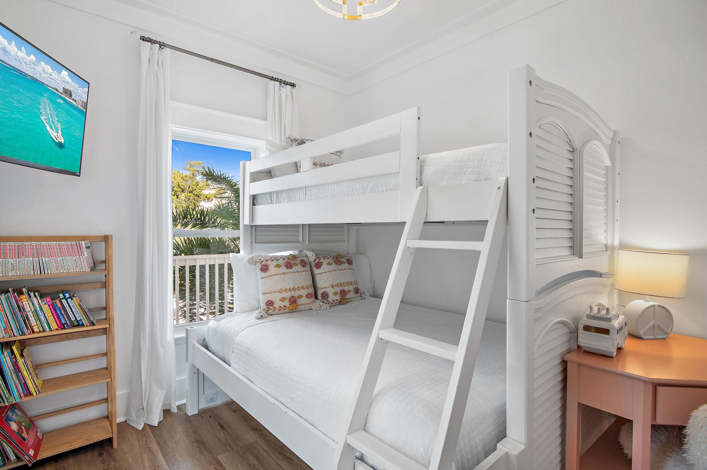 VILLAGE OF SUGAR BEACH - Residential