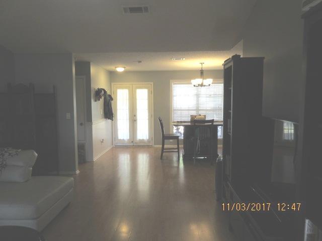 Parkwood Lane/Bluewater Bay - Residential Lease