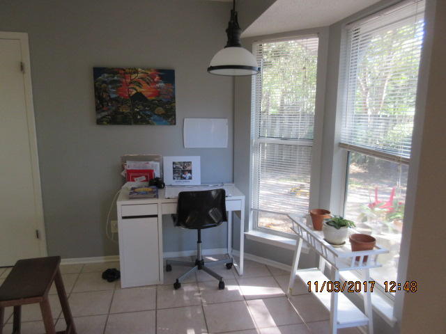 Parkwood Lane/Bluewater Bay - Residential Lease