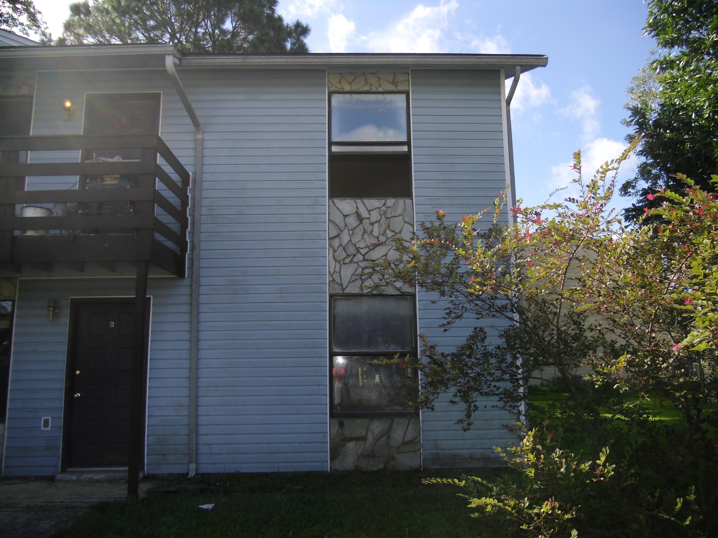 LANDVIEW ESTATES - Residential Lease