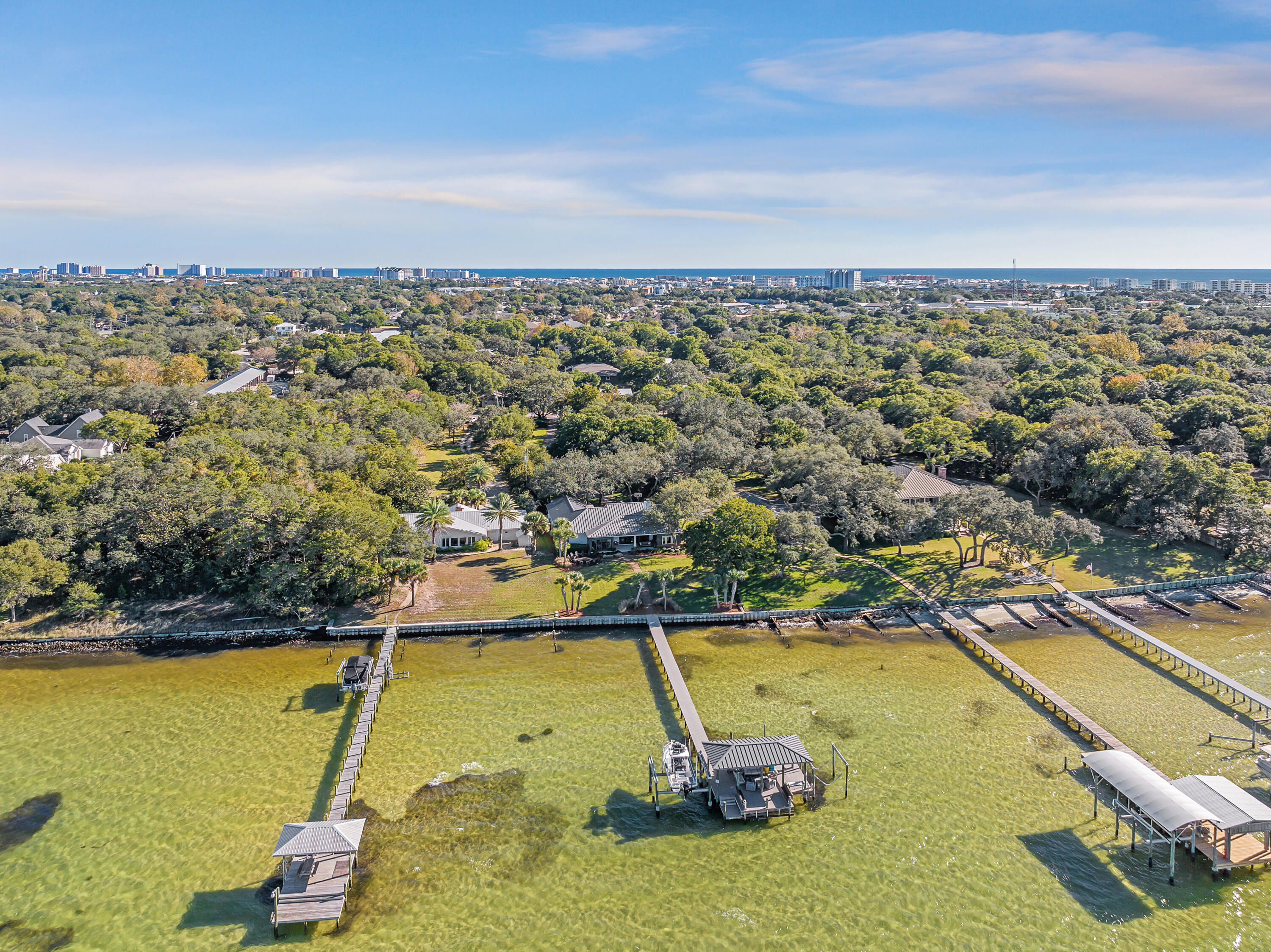 DESTIN MORENO POINT - Residential