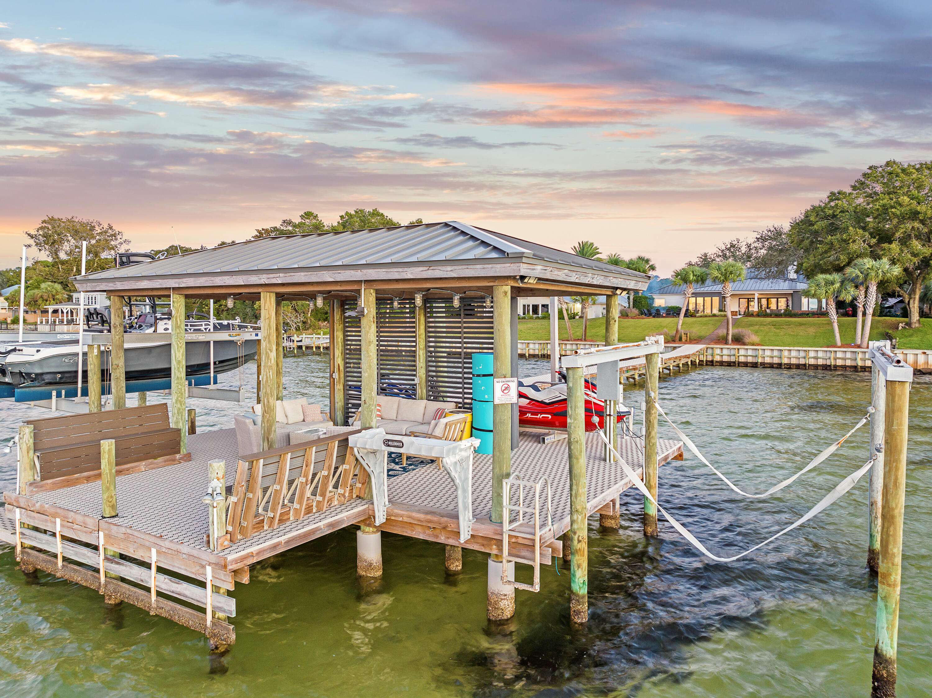 DESTIN MORENO POINT - Residential