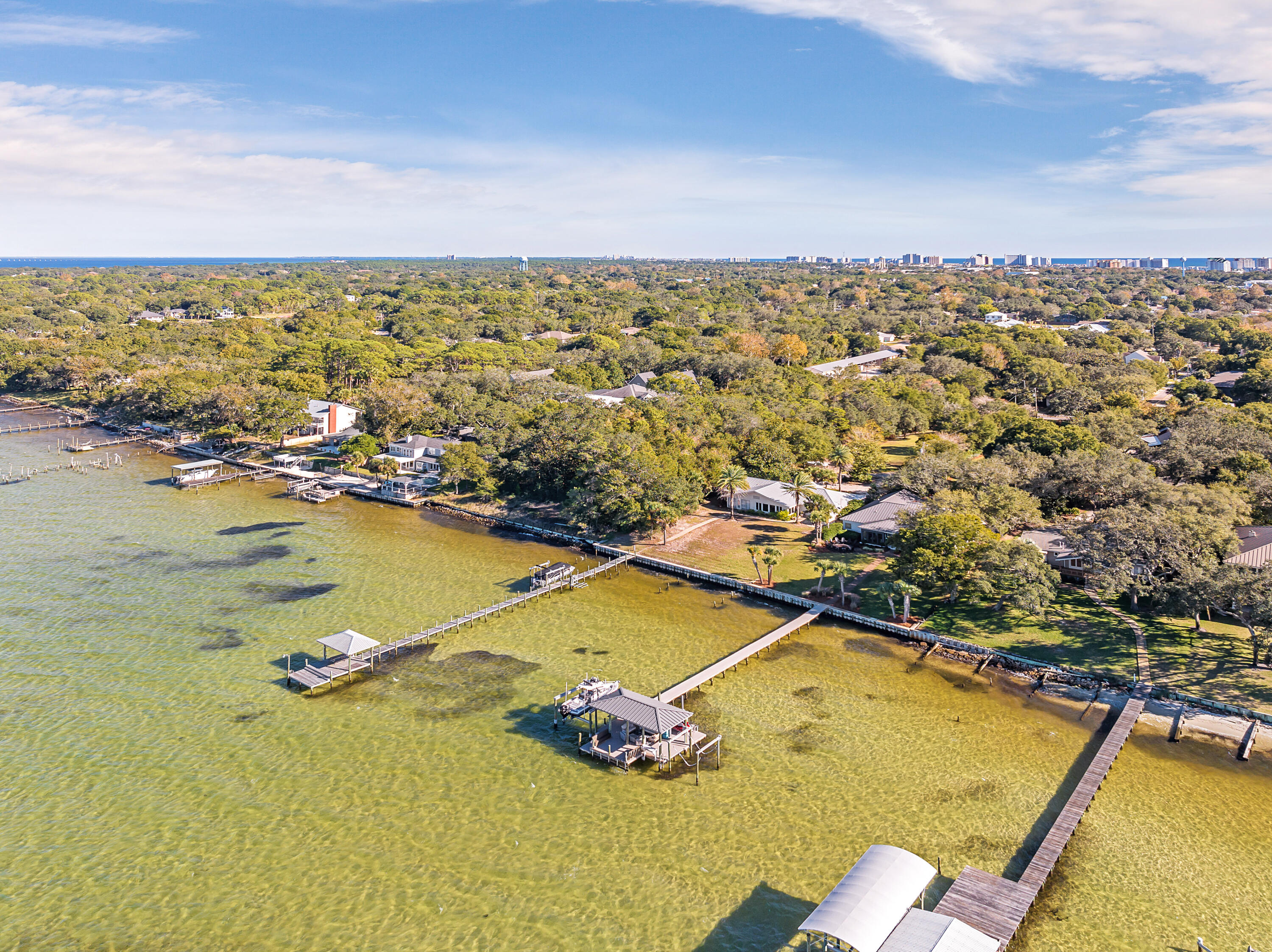 DESTIN MORENO POINT - Residential