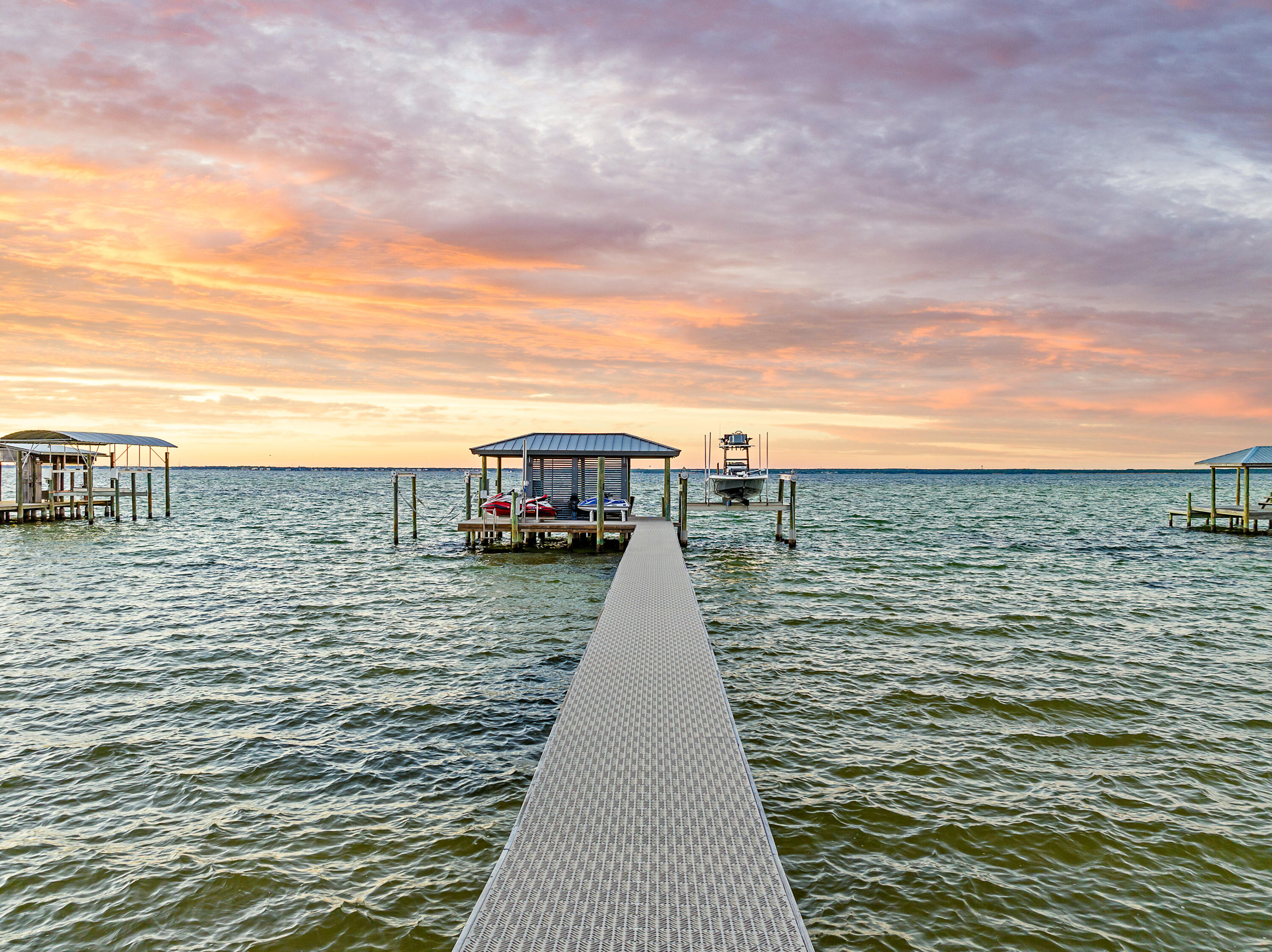 DESTIN MORENO POINT - Residential