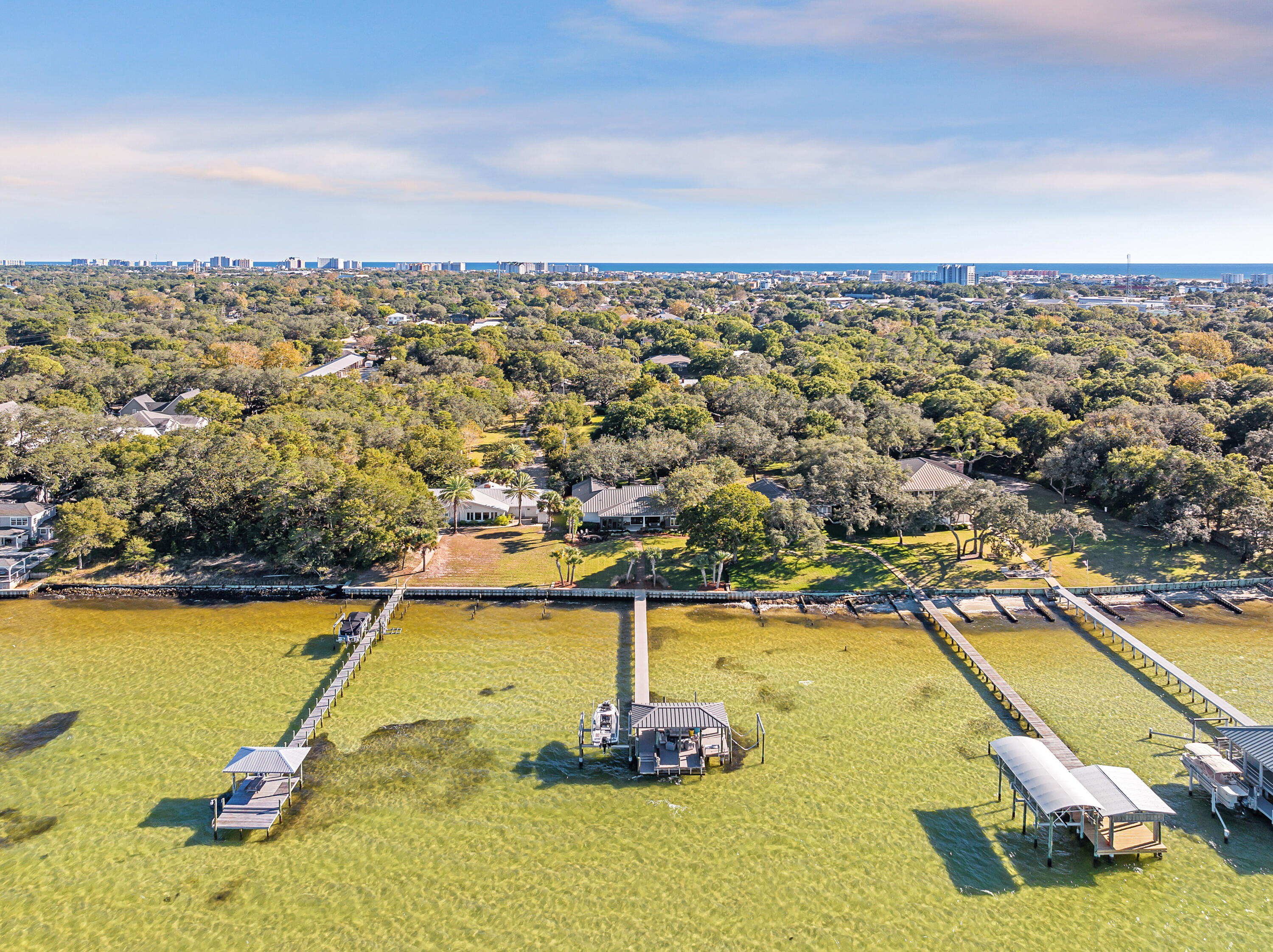 DESTIN MORENO POINT - Residential