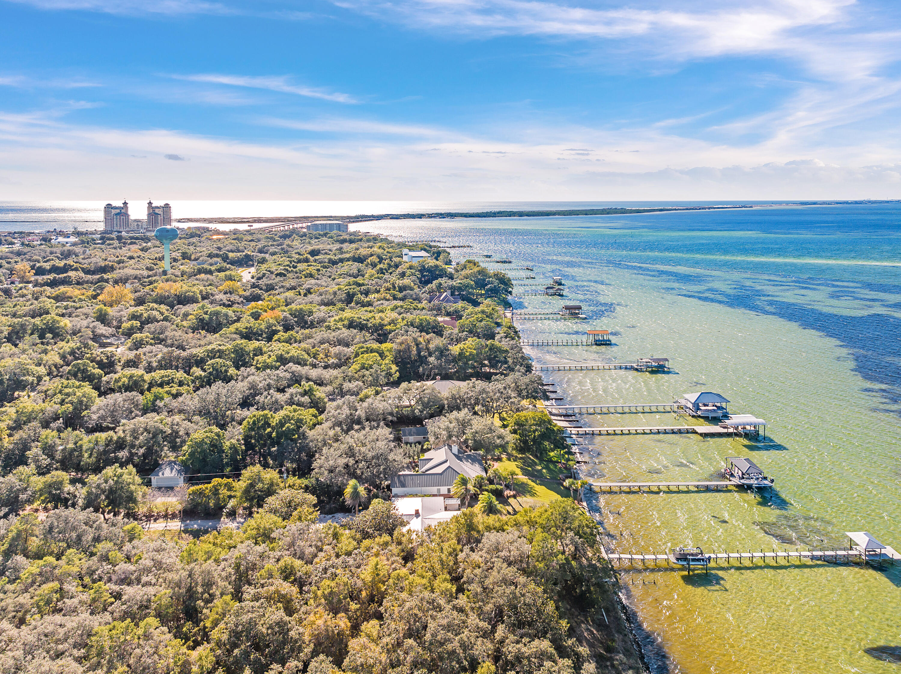 DESTIN MORENO POINT - Residential