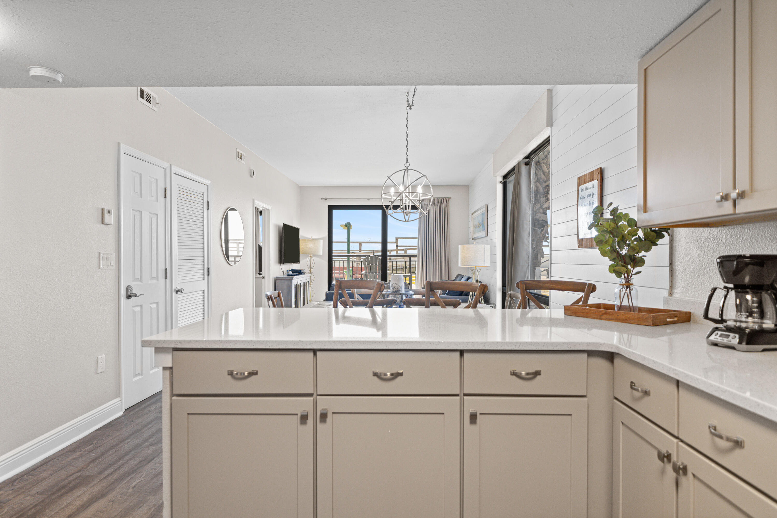 SUNDESTIN INTERNATIONAL CONDO - Residential