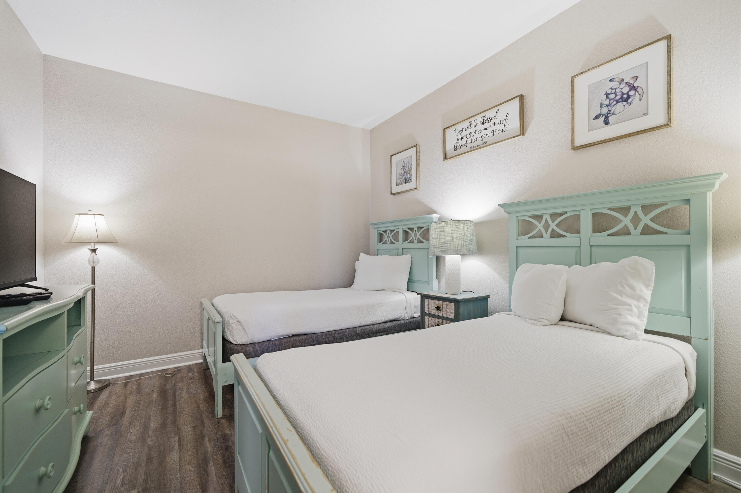 SUNDESTIN INTERNATIONAL CONDO - Residential