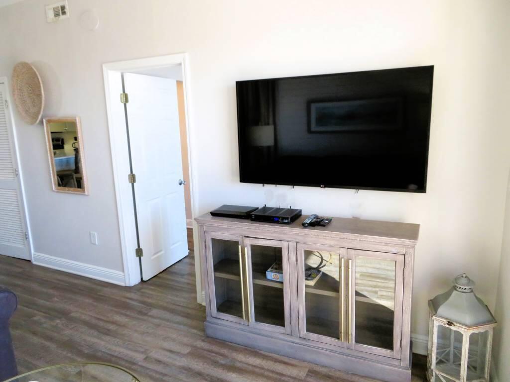 SUNDESTIN INTERNATIONAL CONDO - Residential