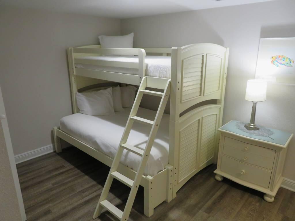 SUNDESTIN INTERNATIONAL CONDO - Residential