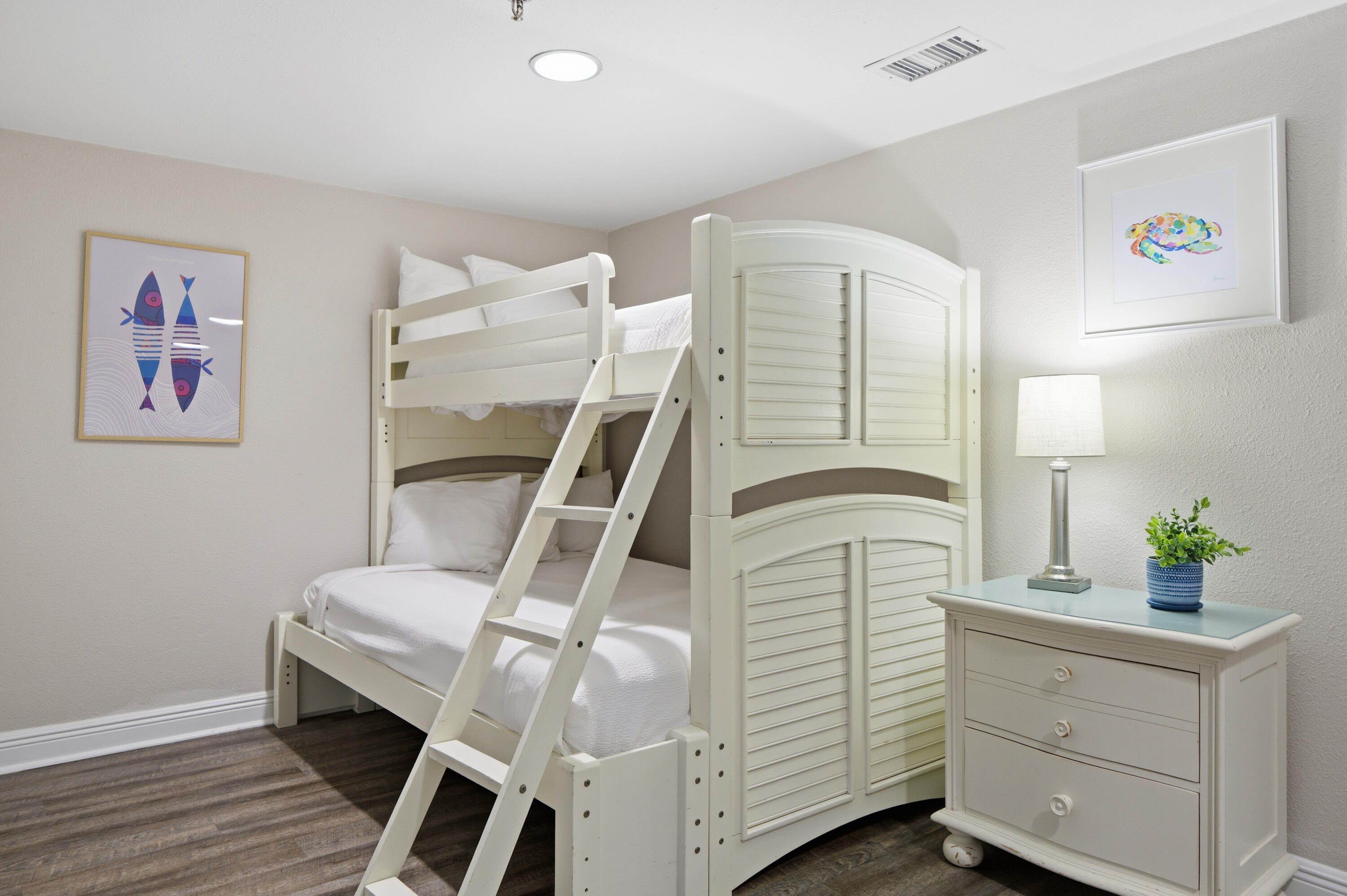 SUNDESTIN INTERNATIONAL CONDO - Residential