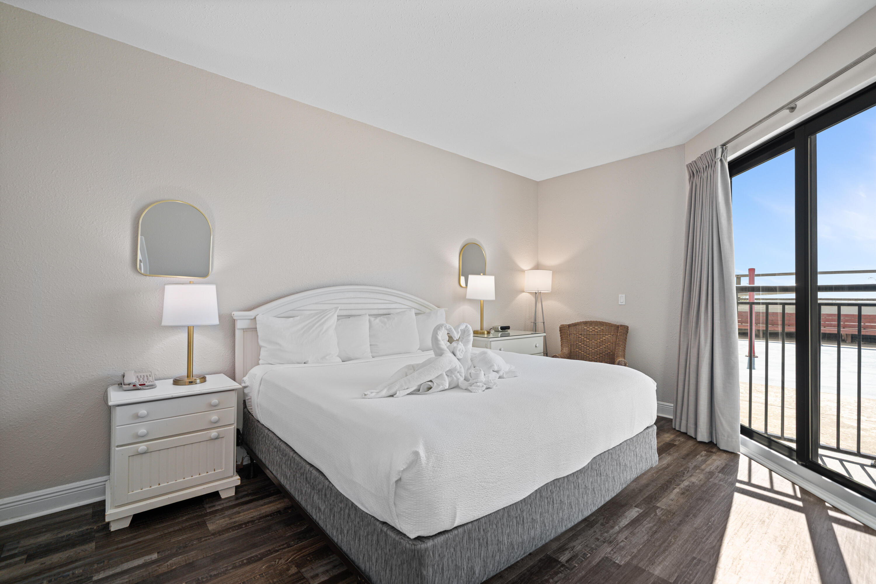 SUNDESTIN INTERNATIONAL CONDO - Residential