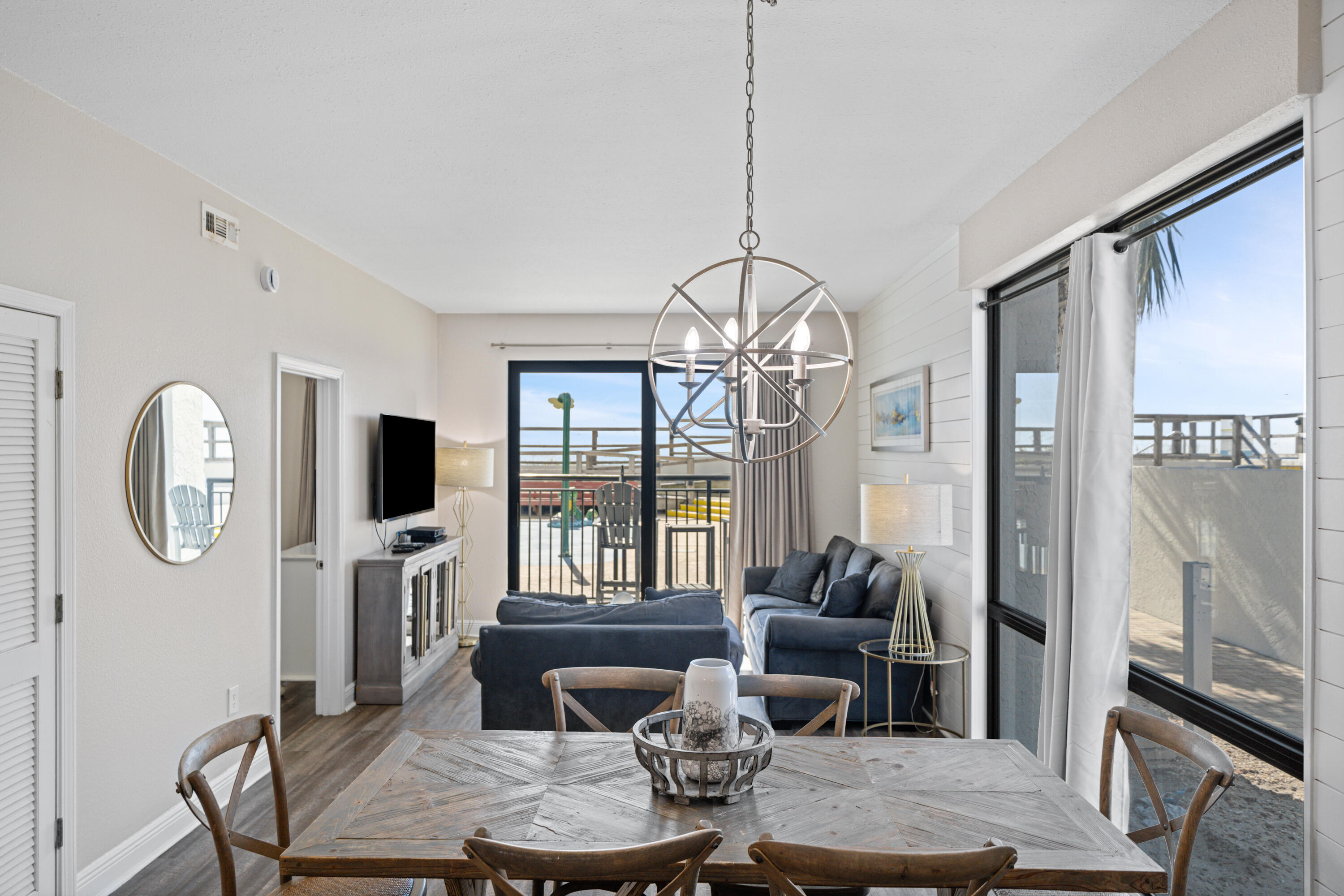 SUNDESTIN INTERNATIONAL CONDO - Residential