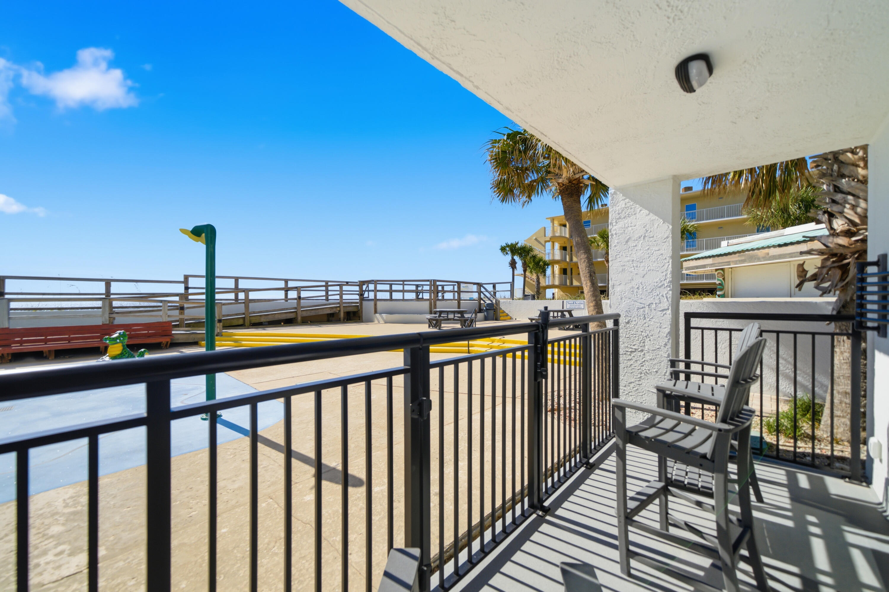 SUNDESTIN INTERNATIONAL CONDO - Residential