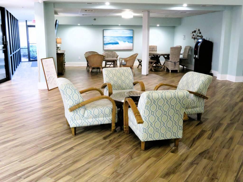 SUNDESTIN INTERNATIONAL CONDO - Residential