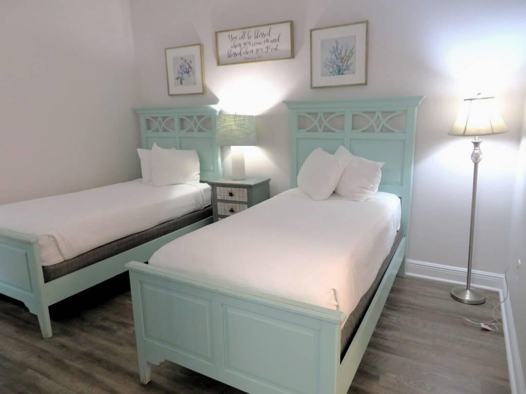 SUNDESTIN INTERNATIONAL CONDO - Residential