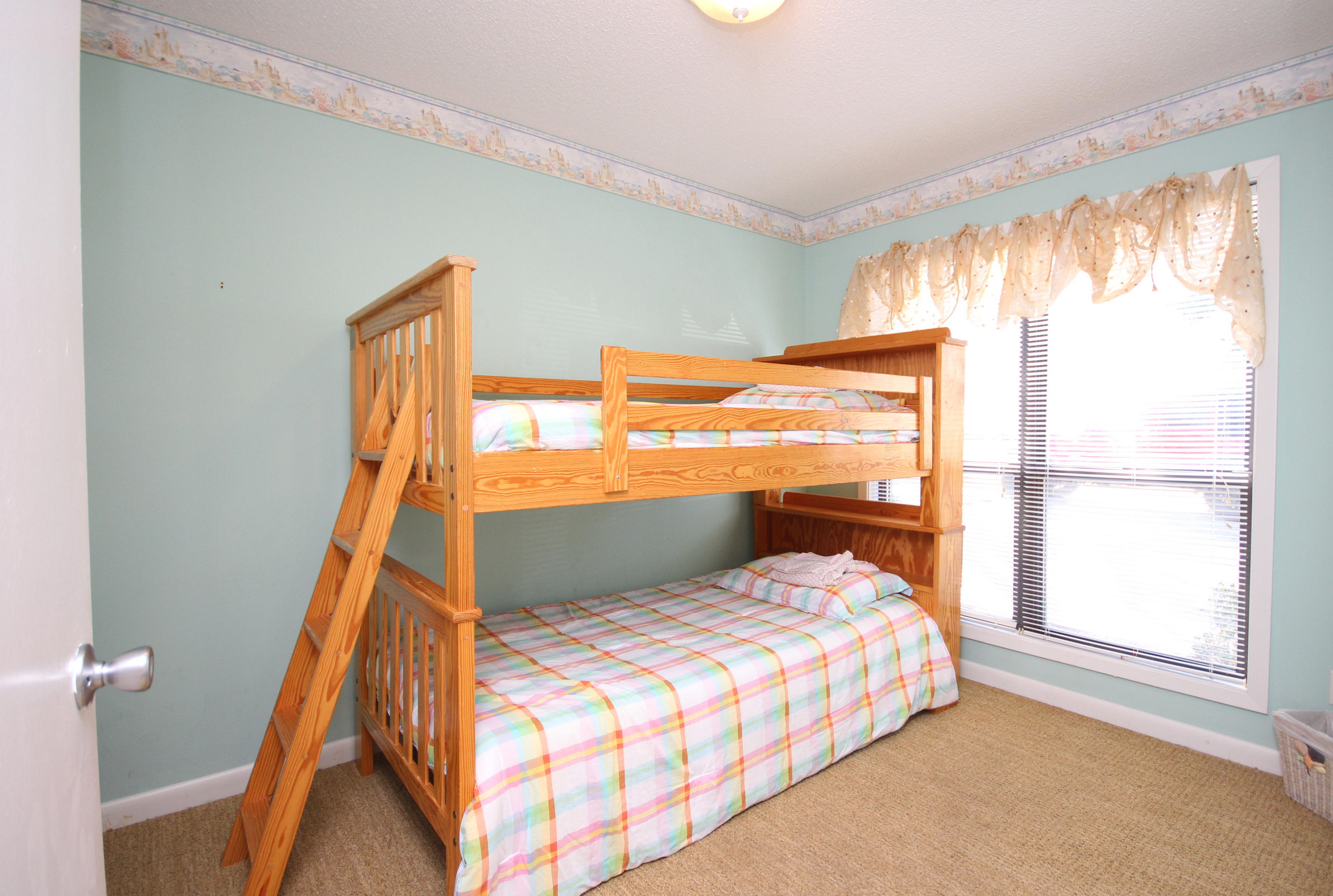 SANDPIPER VILLAGE CONDO - Residential