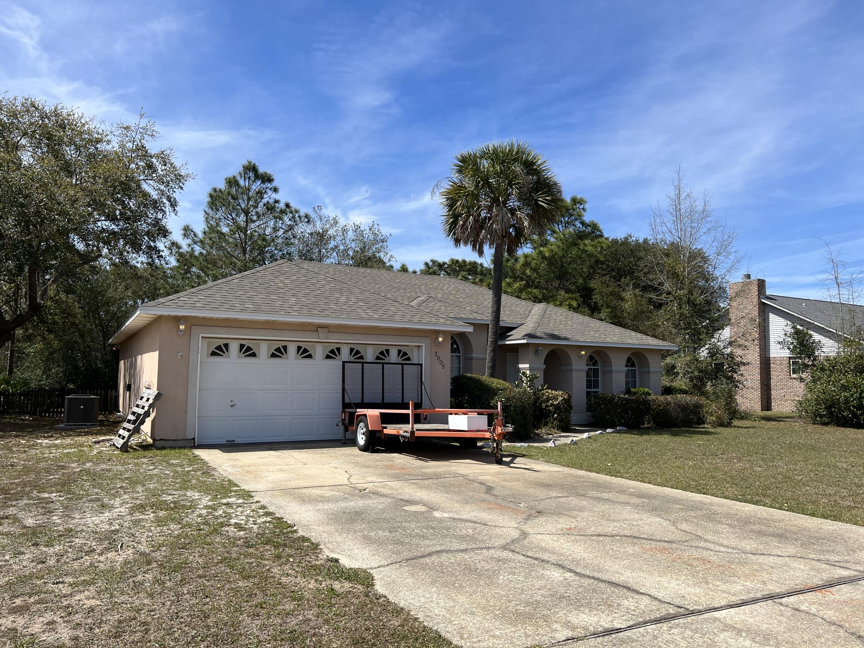 HOLLEY BY THE SEA - Residential