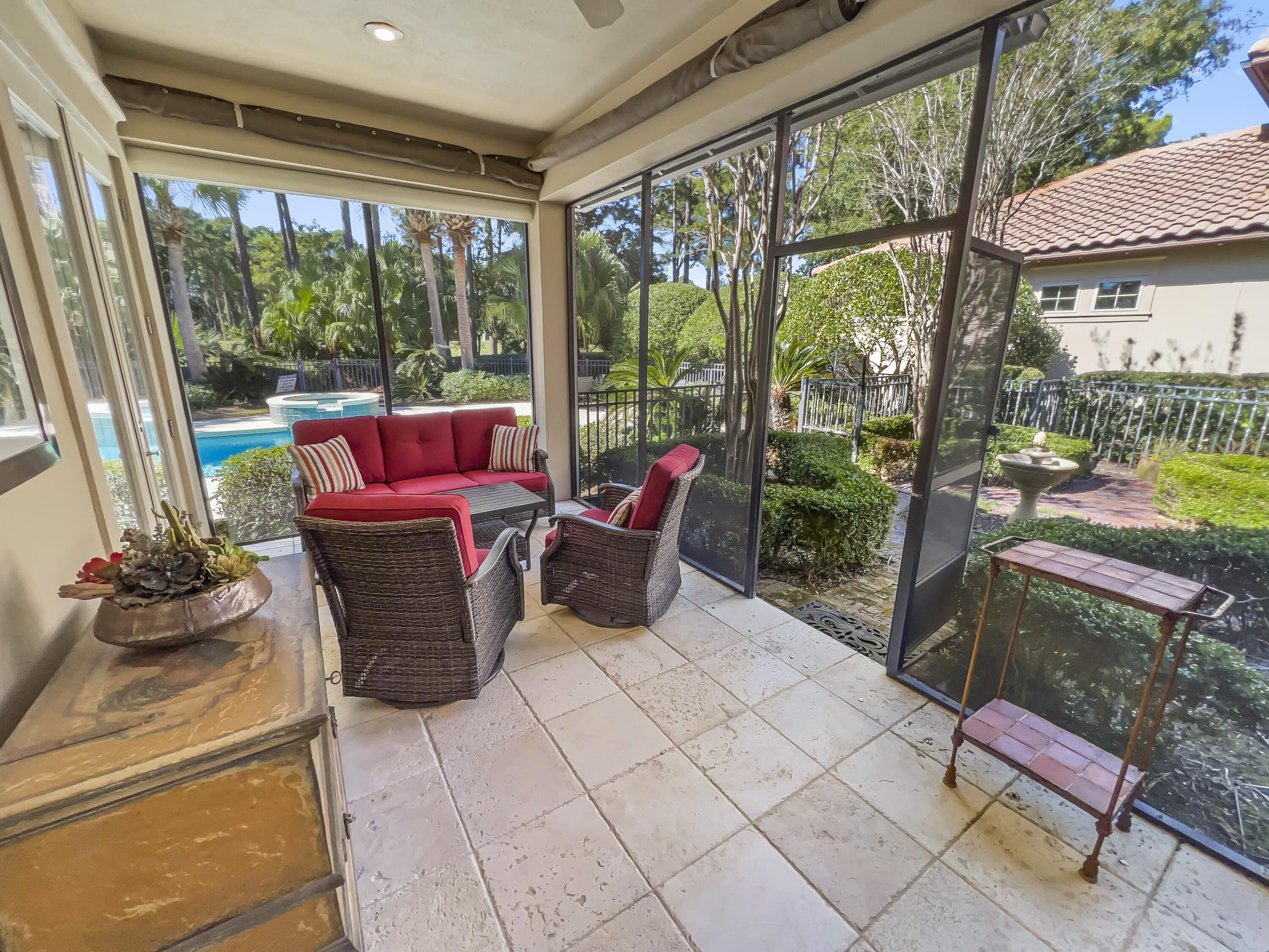 VINEYARD AT RAVEN OAKS - Residential