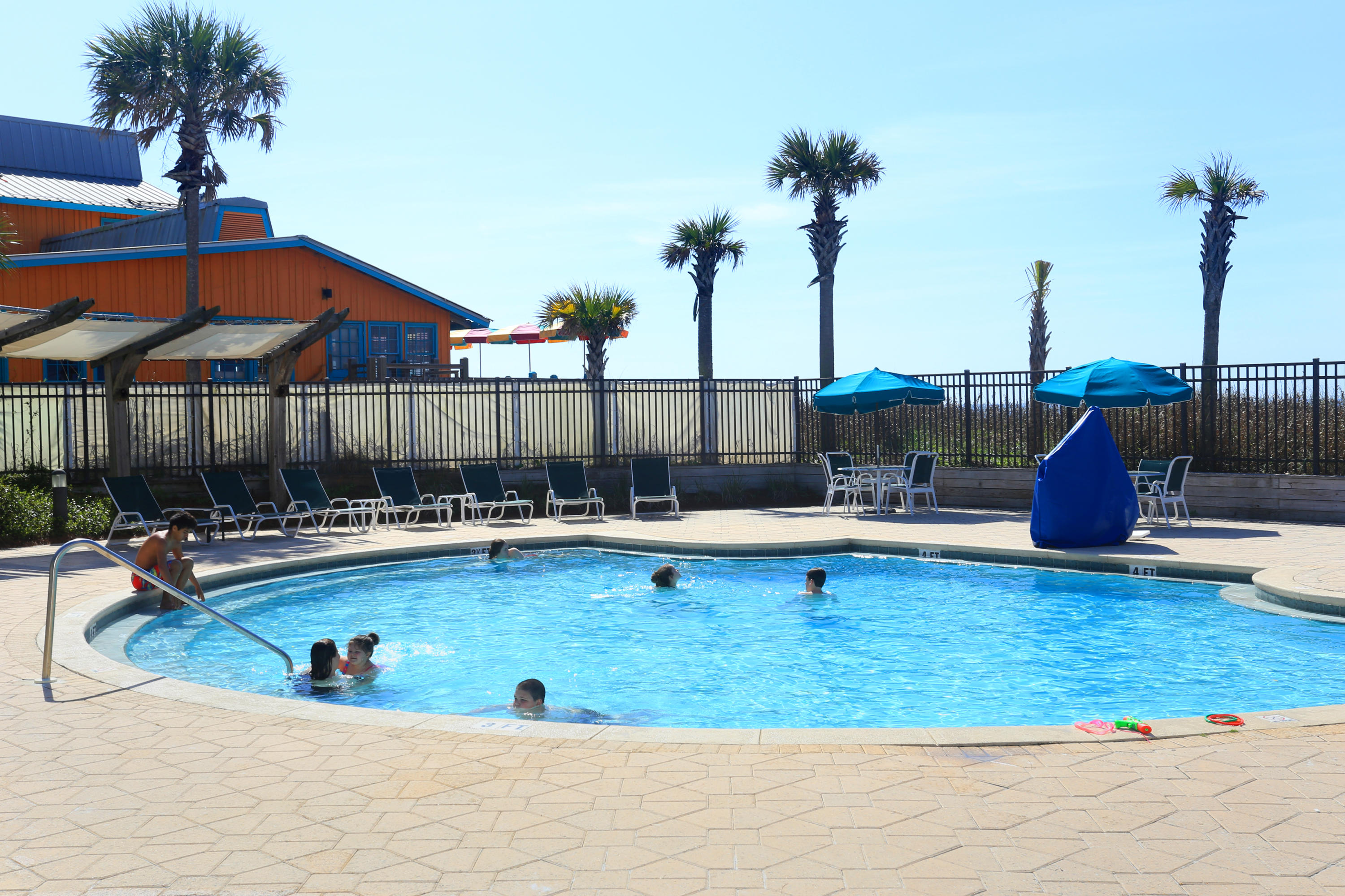 STERLING SHORES - Residential