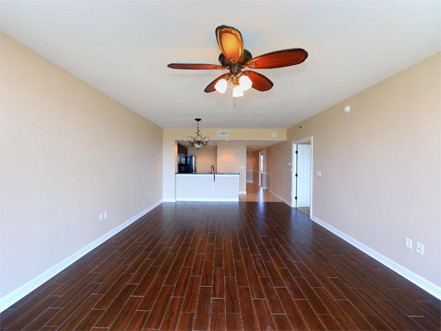 STERLING SHORES - Residential