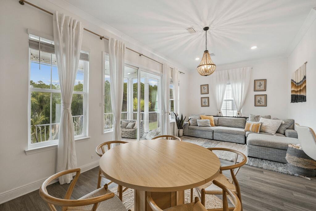 Kara Lake Townhomes - Residential