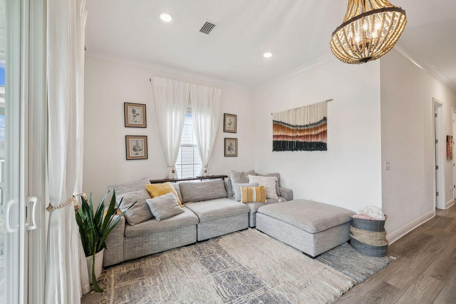 Kara Lake Townhomes - Residential