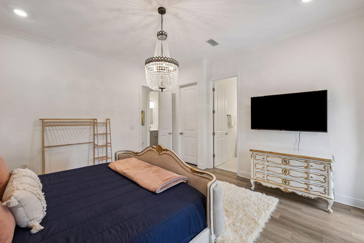 Kara Lake Townhomes - Residential