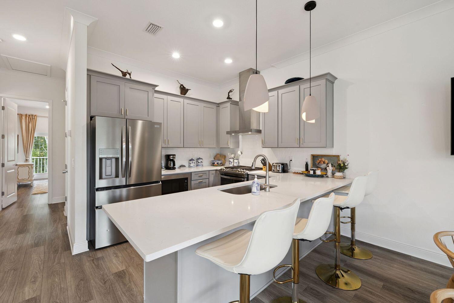 Kara Lake Townhomes - Residential