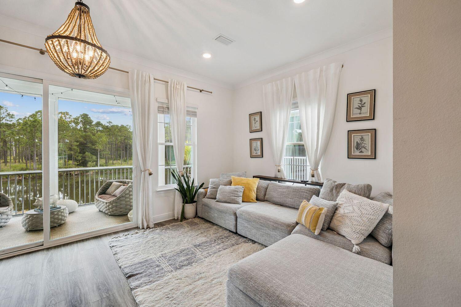 Kara Lake Townhomes - Residential