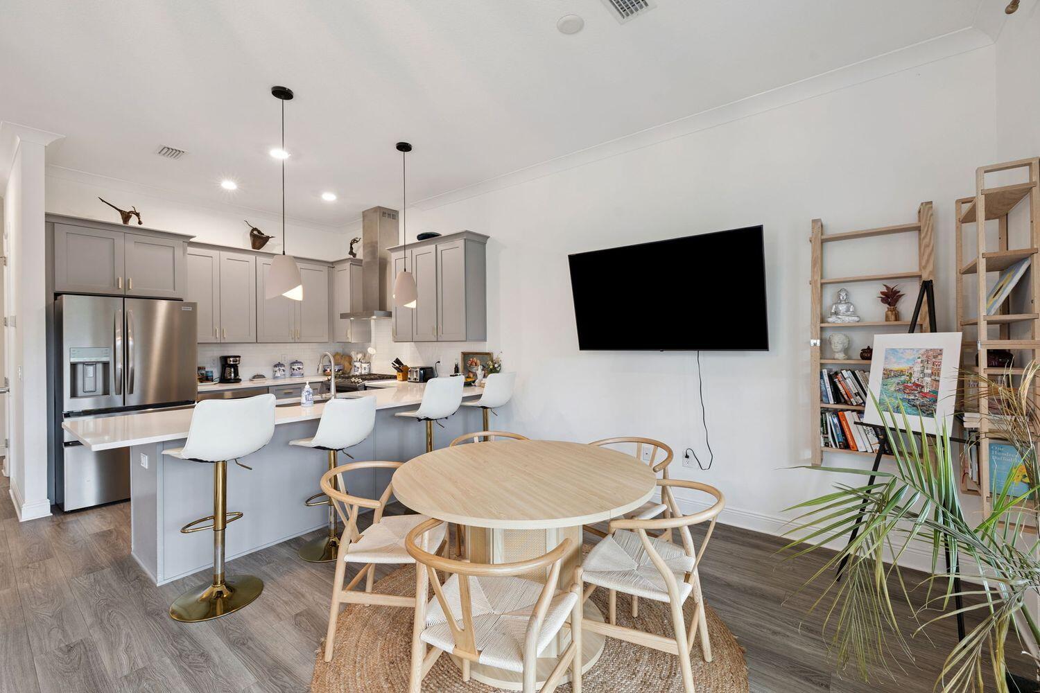 Kara Lake Townhomes - Residential