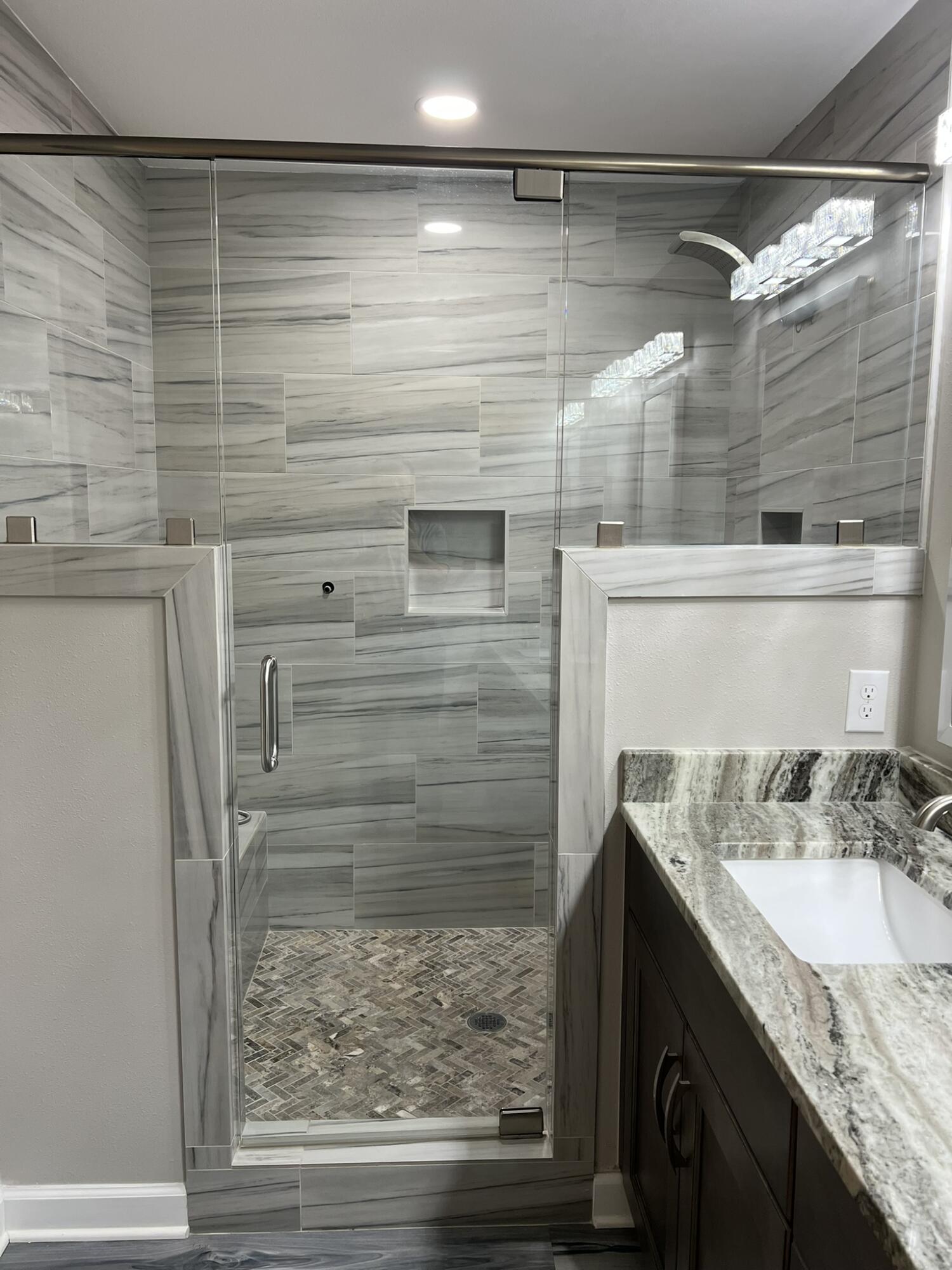 RAINTREE ESTATES - Residential