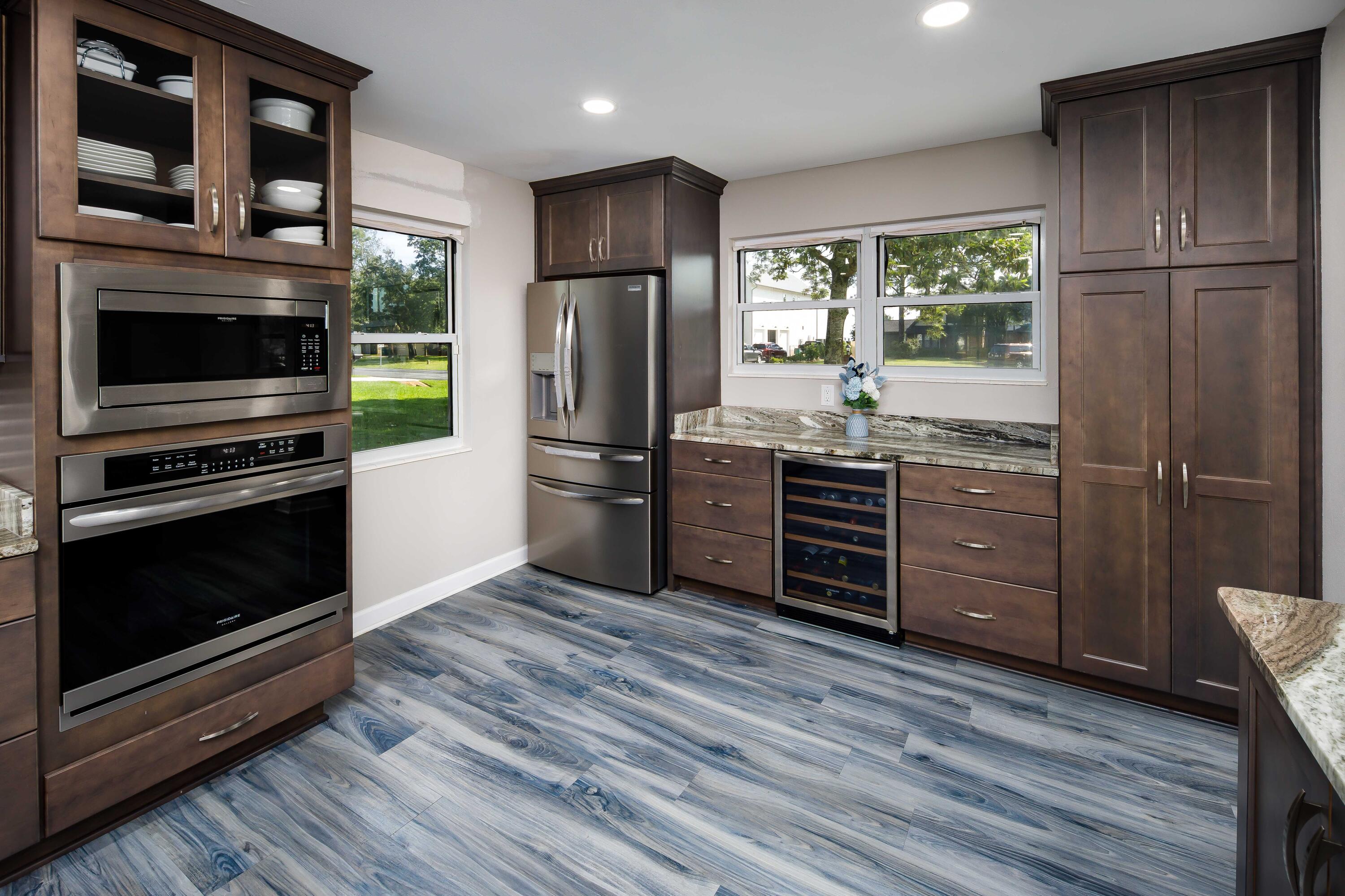 RAINTREE ESTATES - Residential