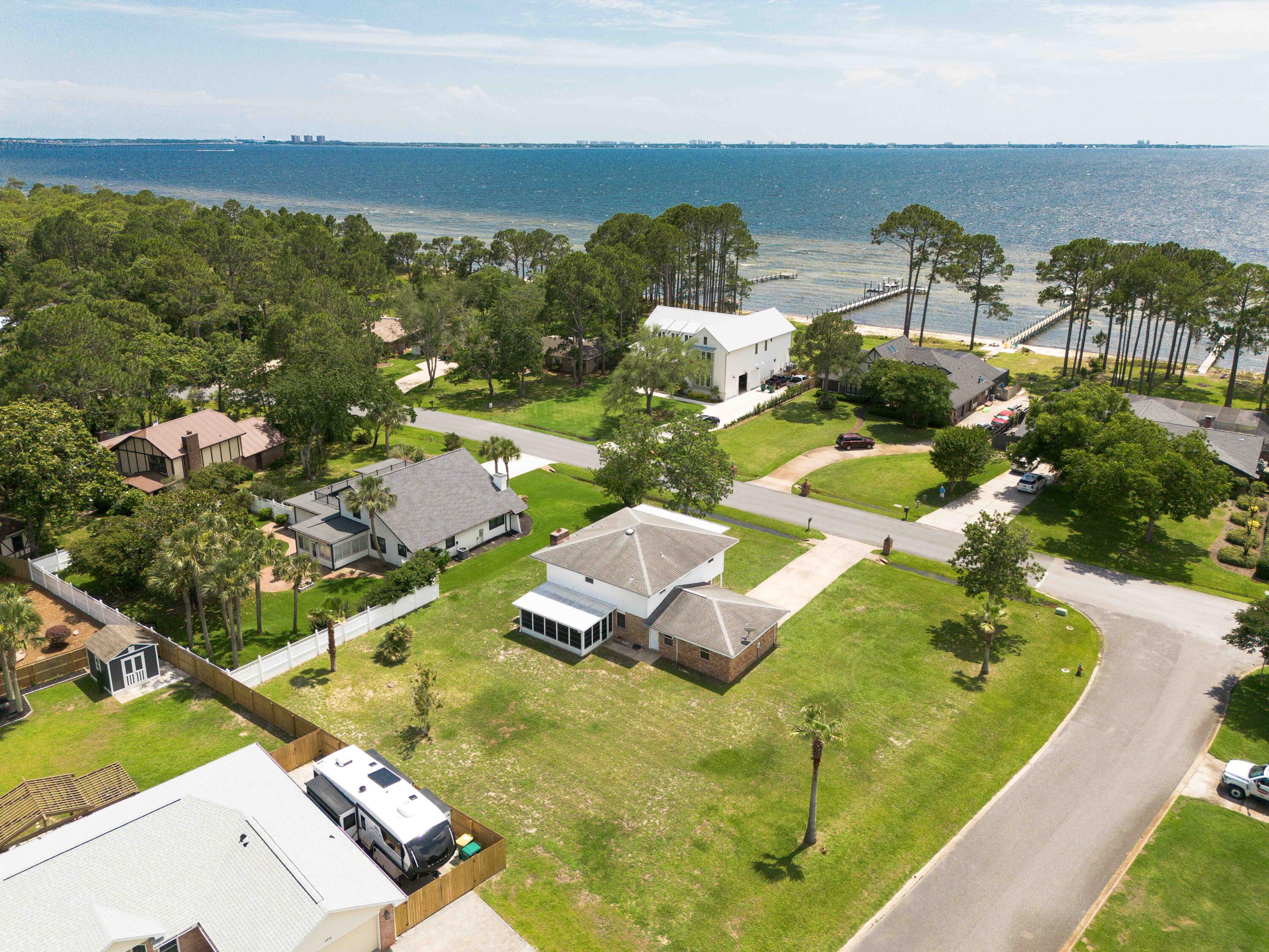 RAINTREE ESTATES - Residential