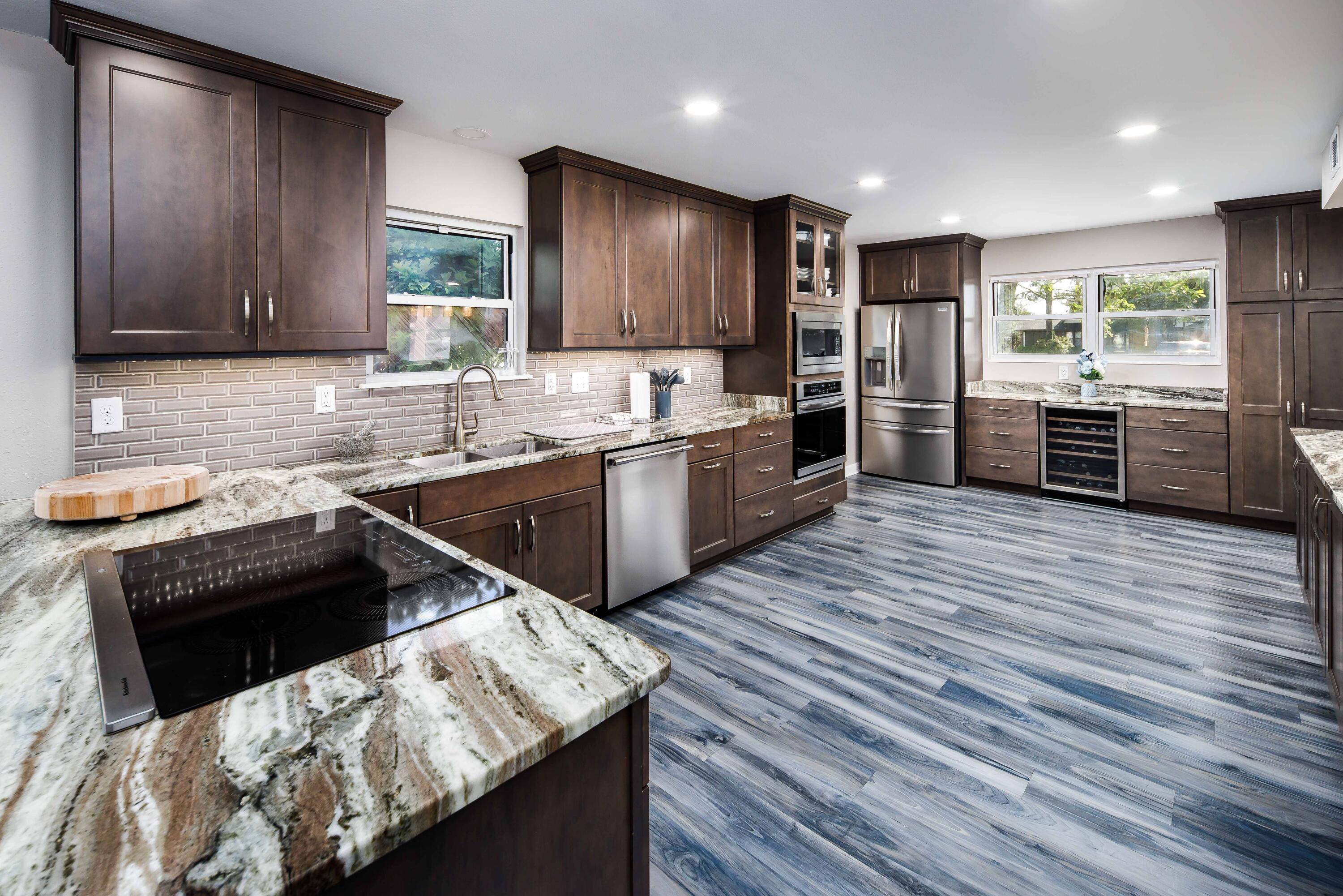 RAINTREE ESTATES - Residential