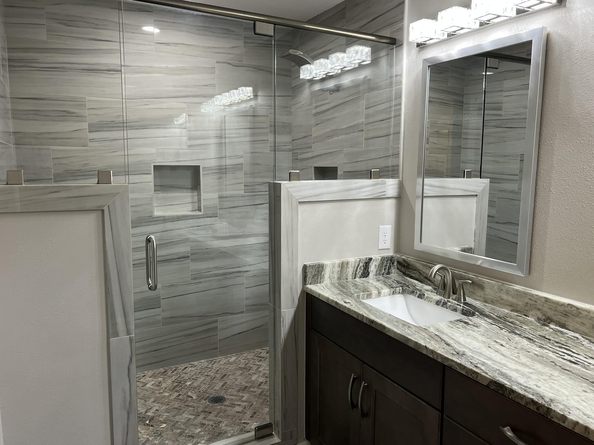RAINTREE ESTATES - Residential