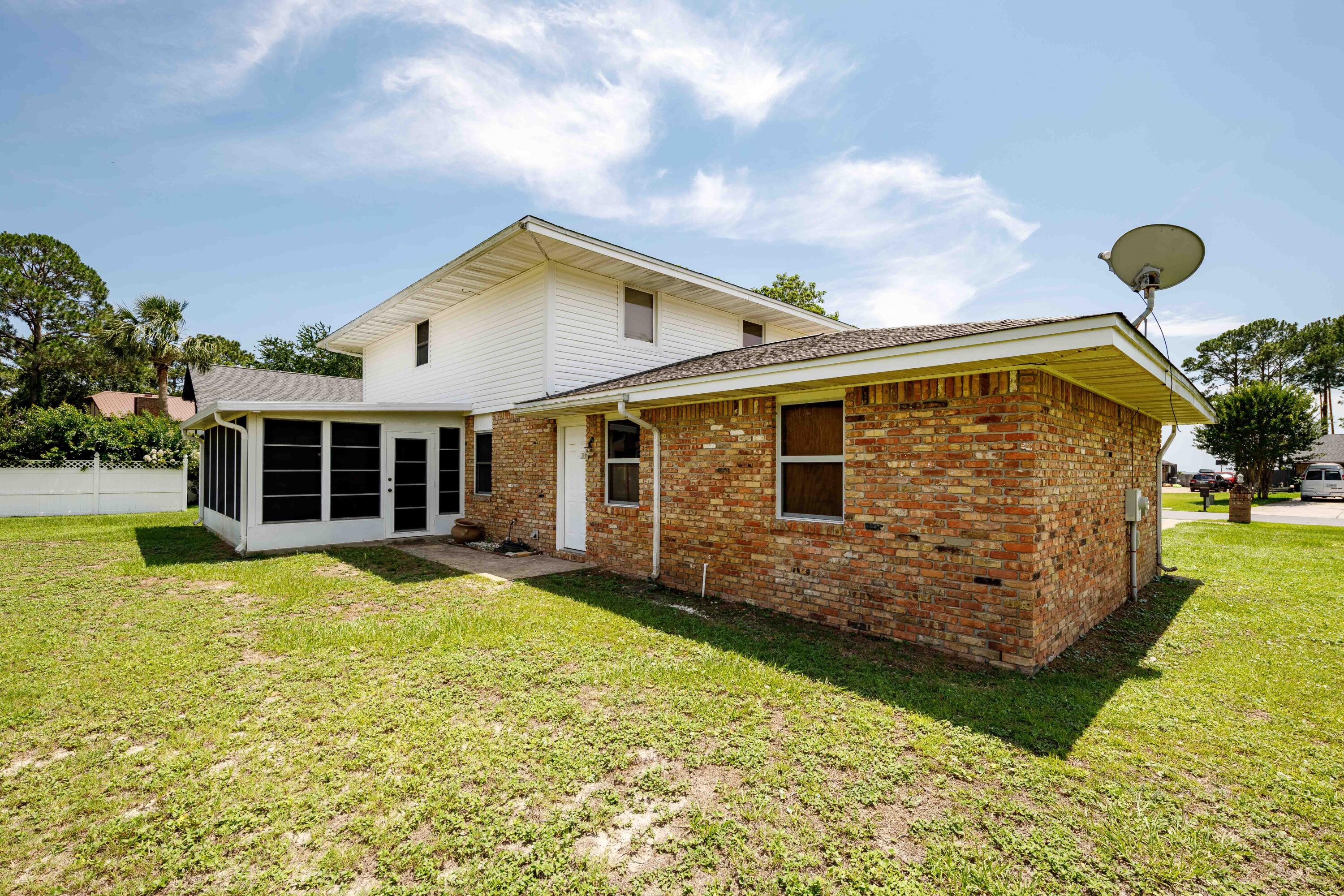 RAINTREE ESTATES - Residential