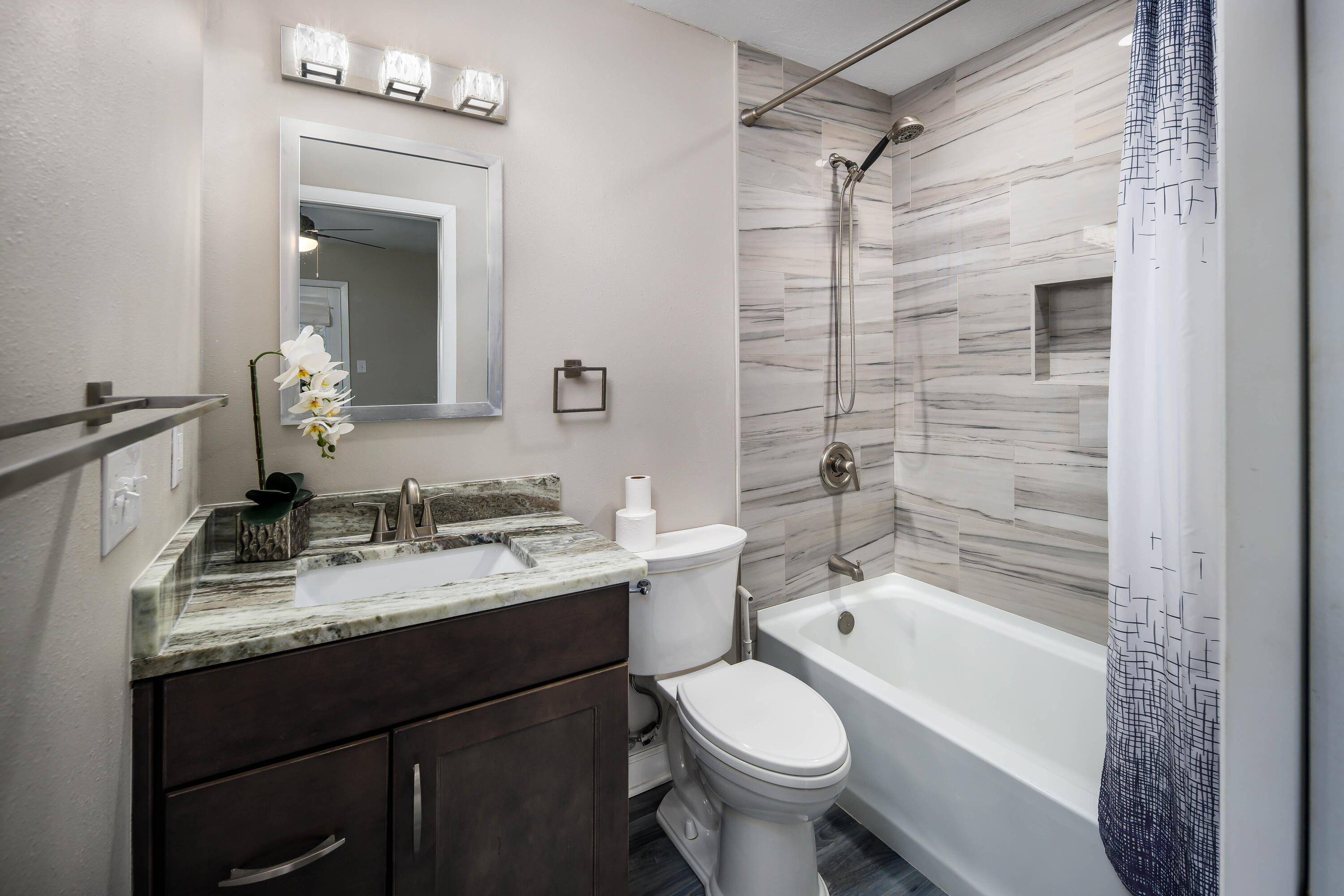 RAINTREE ESTATES - Residential