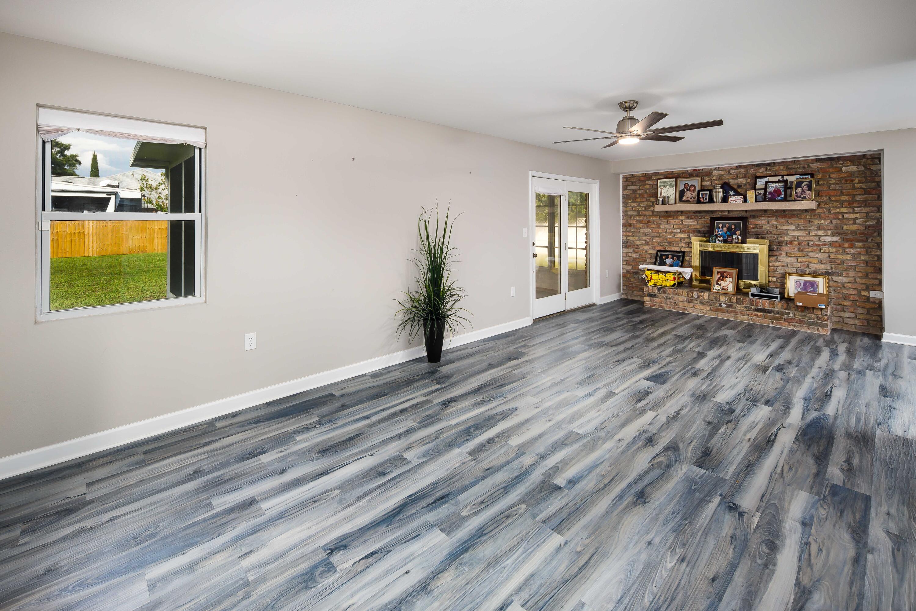 RAINTREE ESTATES - Residential